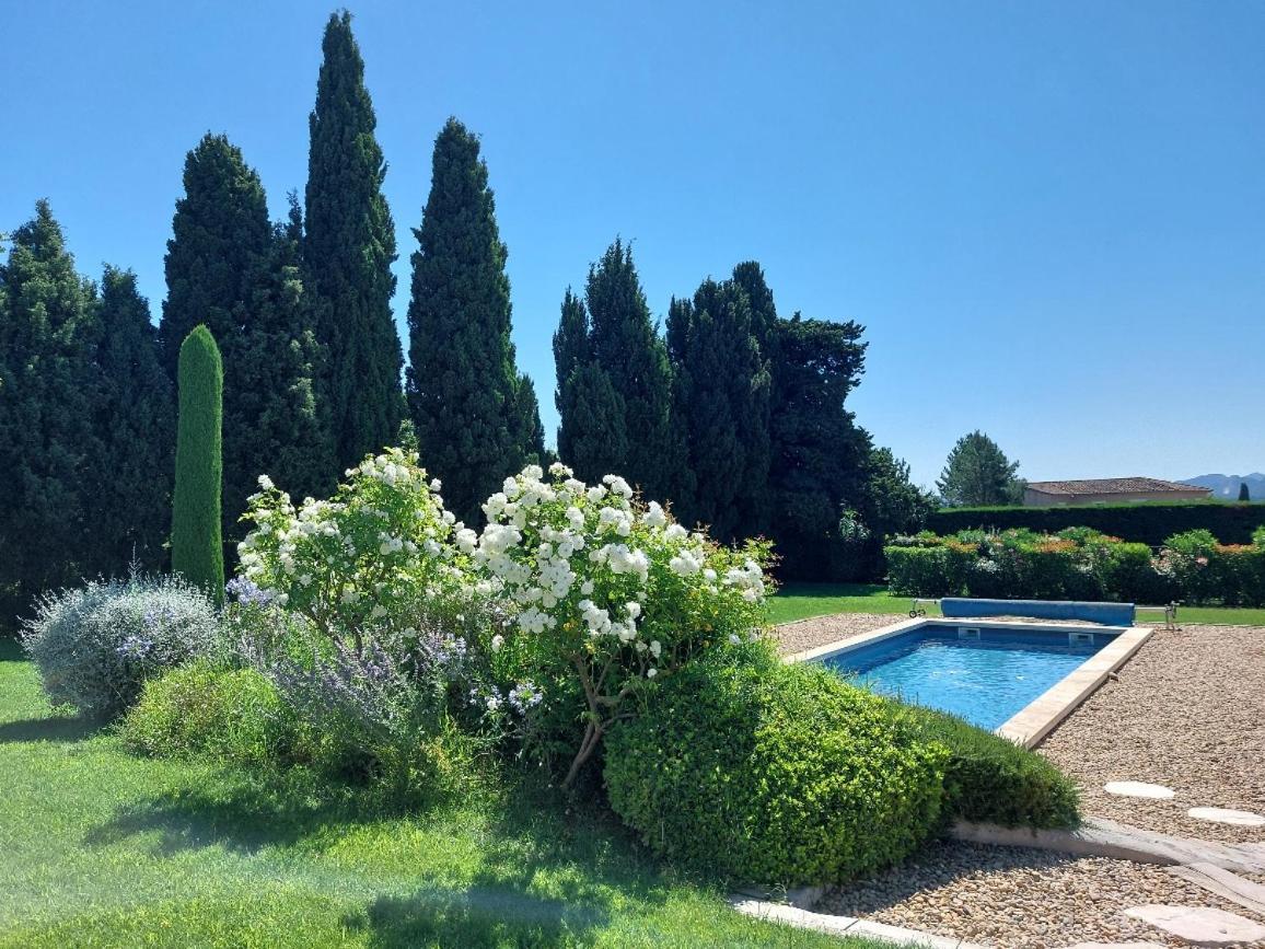 En Provence, Chez Stephanie Et Marcel Saint-Rémy-de-Provence Exterior foto